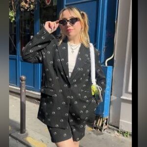 Hello Kitty x Forever 21 oversized blazer small